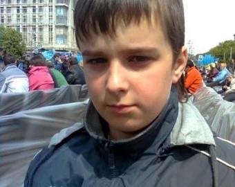 Андрій — вивчає мову 2 роки, шкільна програма